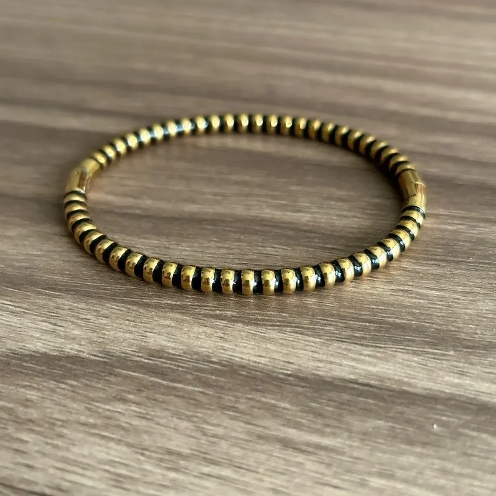 Twist Bracelet Q464 - Picture 2 of 5